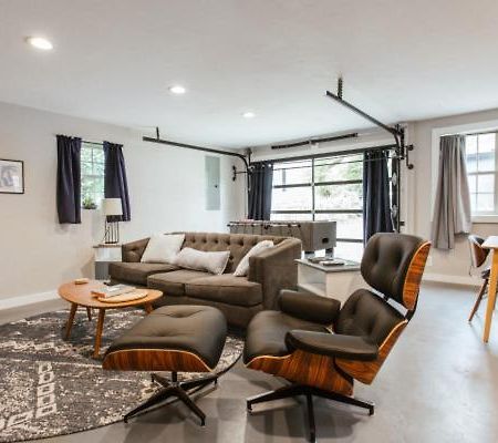 Greenway Garage With Firepit 阿森斯 外观 照片